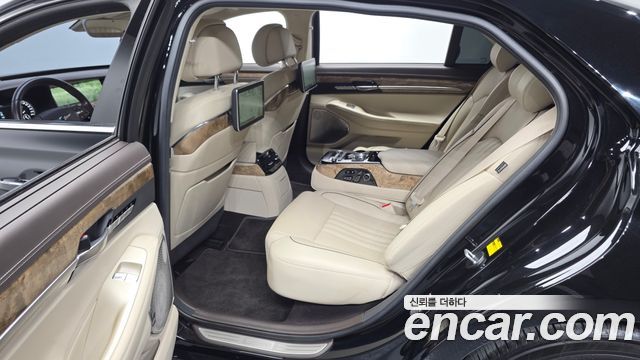Genesis EQ900 5.0 GDI AWD Prestige 2016 — фото 13