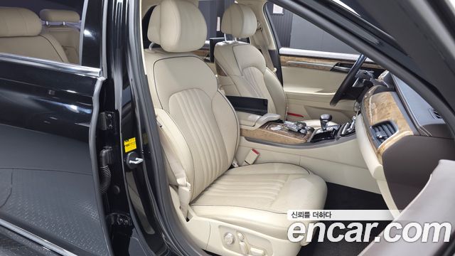 Genesis EQ900 5.0 GDI AWD Prestige 2016 — фото 26
