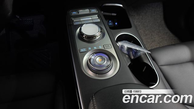 Genesis GV70 2.5T Gasoline AWD 2023 — фото 9