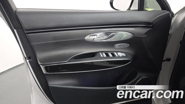 Genesis GV70 2.5T Gasoline AWD 2023 — фото 24