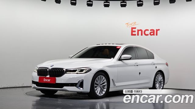 BMW 5 Series (G30) 520i Luxury
