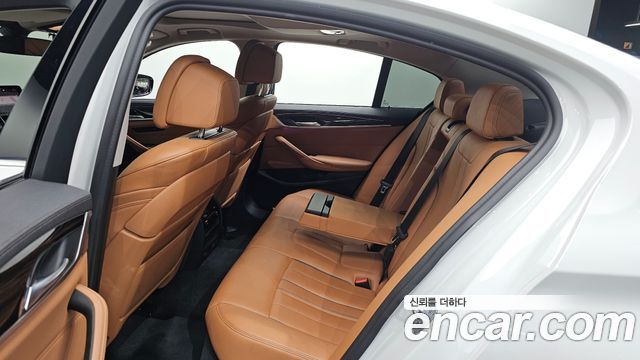 BMW 5 Series (G30) 520i Luxury 2021 — фото 12