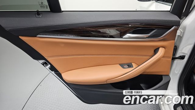 BMW 5 Series (G30) 520i Luxury 2021 — фото 25