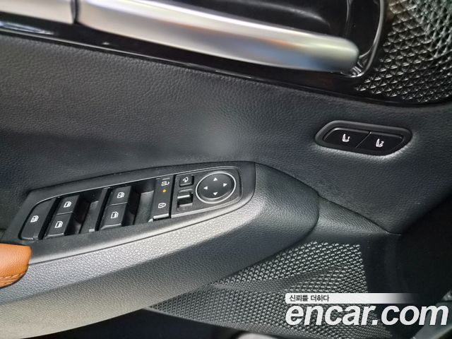 Kia Seltos Gasoline 1.6 Turbo 2WD Signature 2023 — фото 4