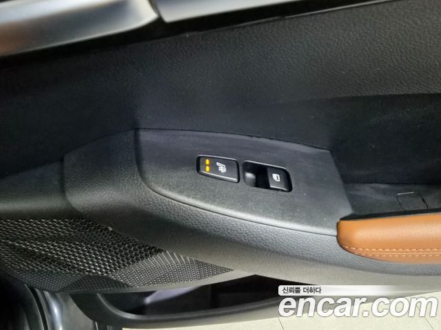 Kia Seltos Gasoline 1.6 Turbo 2WD Signature 2023 — фото 20