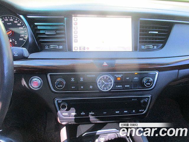 Kia K7 2.4 GDI Limited 2017 — фото 17