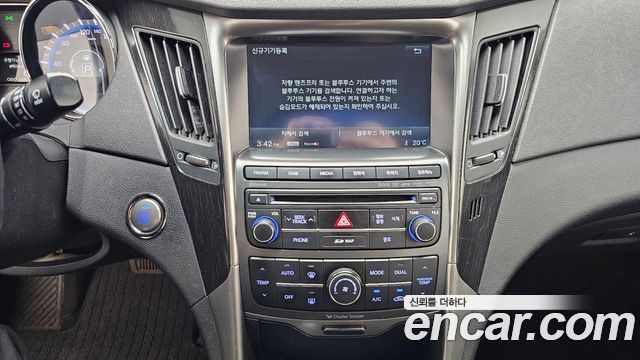 Hyundai Sonata The Brilliant CVVL Smart 2013 — фото 14