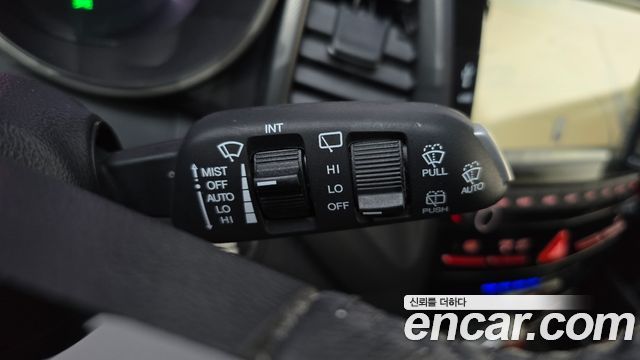 KG Mobility (SsangYong) Tivoli VX 2WD 2017 — фото 17