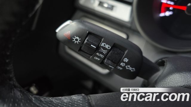 KG Mobility (SsangYong) Tivoli VX 2WD 2017 — фото 18