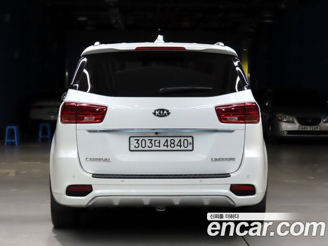 Kia Carnival 7-Seater Limousine President 2020 — фото 3