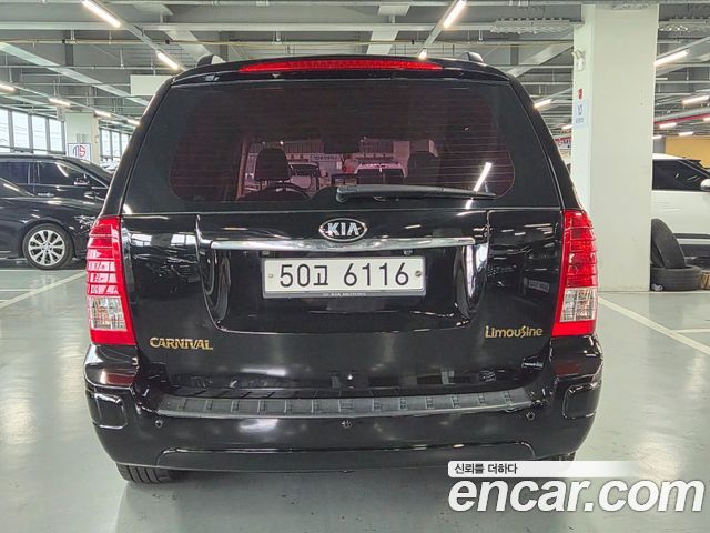 Kia Carnival R New Carnival Limousine GLX High-Deluxe 2014 — фото 4