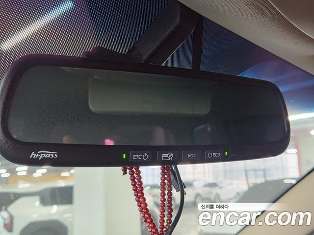 Kia Carnival R New Carnival Limousine GLX High-Deluxe 2014 — фото 18