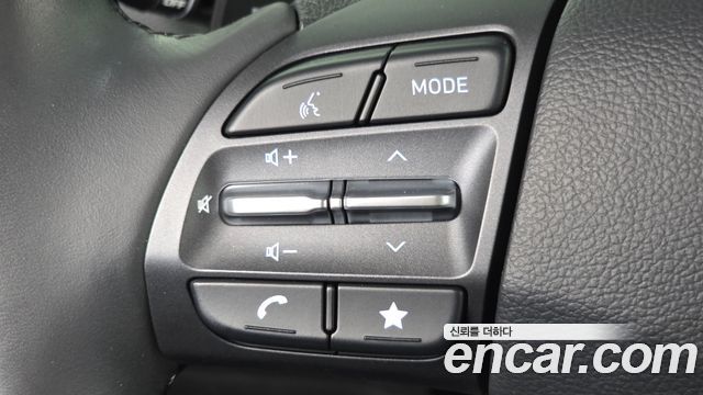 Hyundai Kona Gasoline 2.0 2WD Modern 2021 — фото 18