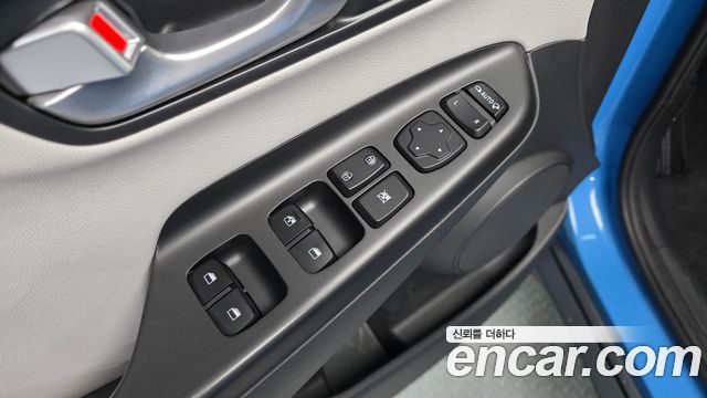 Hyundai Kona Gasoline 2.0 2WD Modern 2021 — фото 35