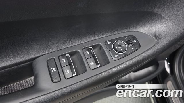 Hyundai Grandeur (IG) 3.0 LPi Modern (Rental Car) 2018 — фото 11