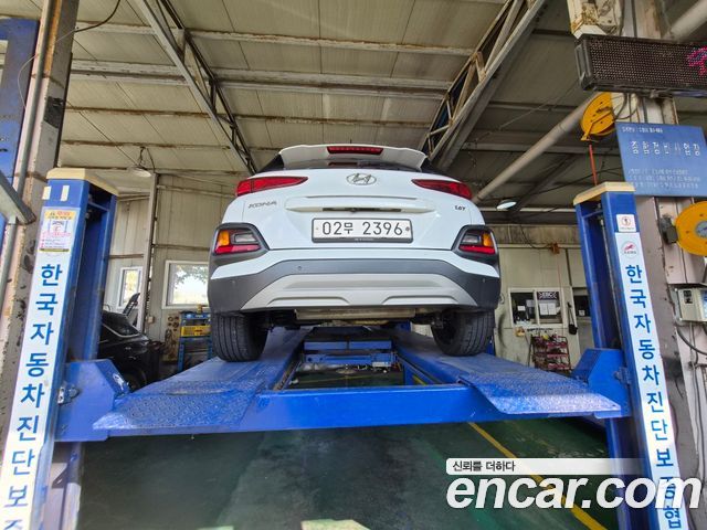 Hyundai Kona 1.6 Turbo 2WD Premium 2018 — фото 2