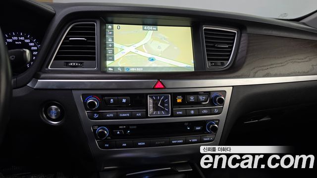 Genesis G80 3.3 GDI AWD Prestige 2018 — фото 14