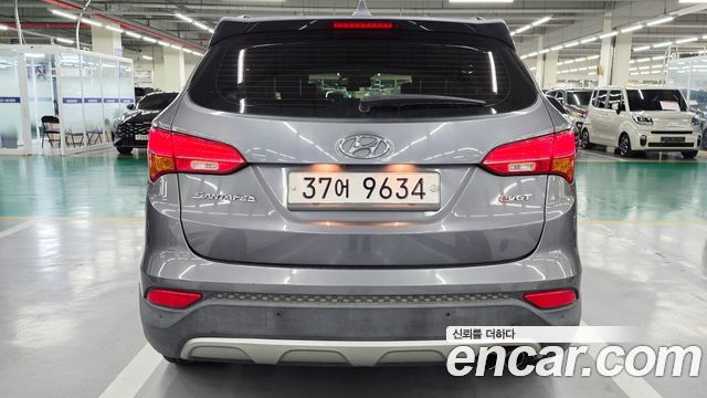 Hyundai Santa Fe (DM) Diesel(e-VGT) 2.2 2WD Premium 2015 — фото 4
