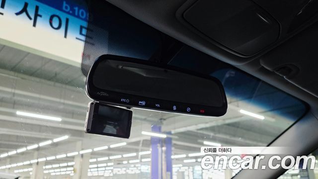 Hyundai Santa Fe (DM) Diesel(e-VGT) 2.2 2WD Premium 2015 — фото 18