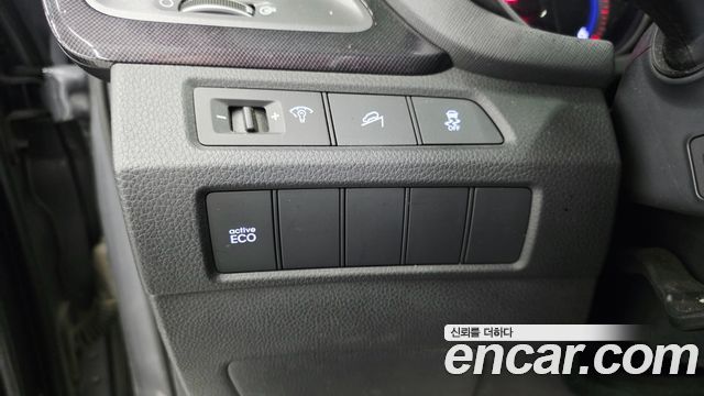 Hyundai Santa Fe (DM) Diesel(e-VGT) 2.2 2WD Premium 2015 — фото 20