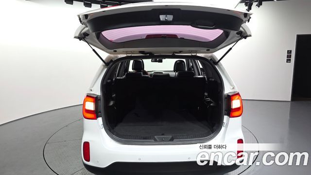Kia Sorento R Diesel 2.0 2WD TLX Special 2013 — фото 19