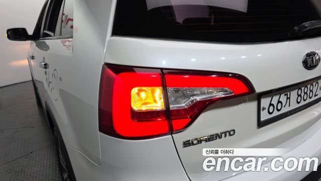 Kia Sorento R Diesel 2.0 2WD TLX Special 2013 — фото 23
