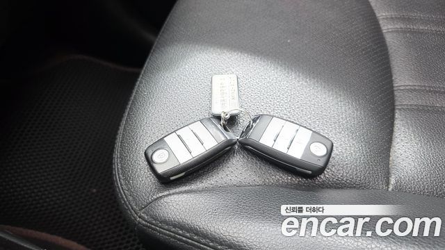 Kia Sorento R Diesel 2.0 2WD TLX Special 2013 — фото 37