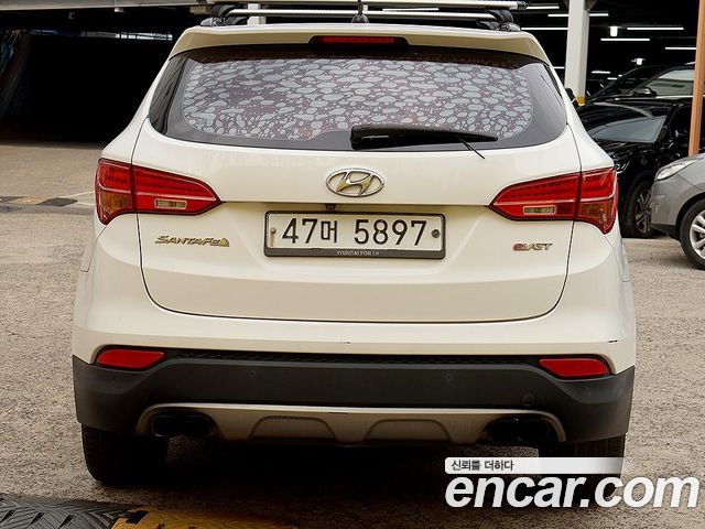 Hyundai Santa Fe (DM) Diesel(e-VGT) 2.0 2WD Morden 2013 — фото 3