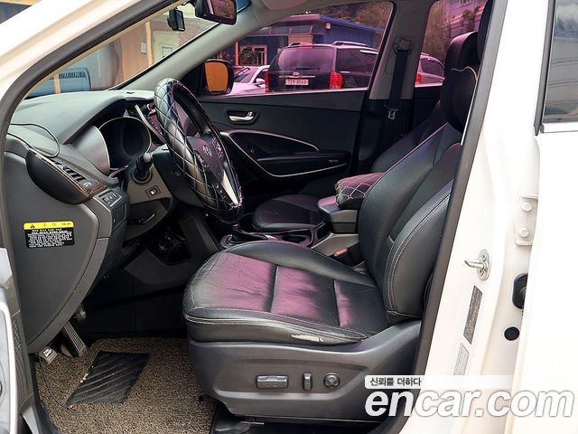 Hyundai Santa Fe (DM) Diesel(e-VGT) 2.0 2WD Morden 2013 — фото 15