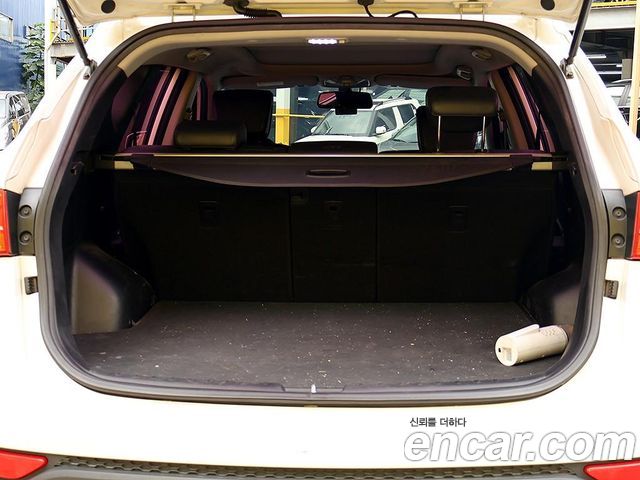 Hyundai Santa Fe (DM) Diesel(e-VGT) 2.0 2WD Morden 2013 — фото 24