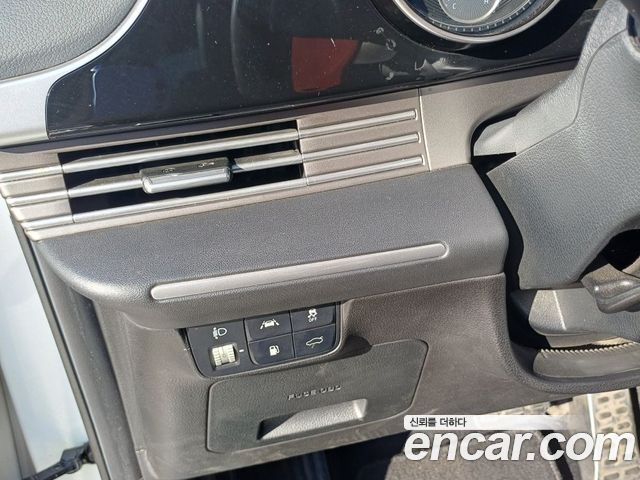 Hyundai Grandeur (IG) 3.0 LPi Rent Car Modern 2020 — фото 24