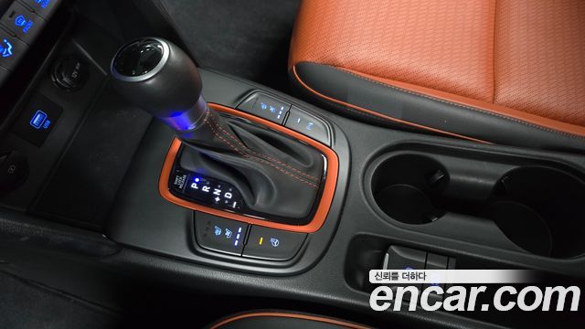 Hyundai Kona Hybrid Premium Special 2020 — фото 9