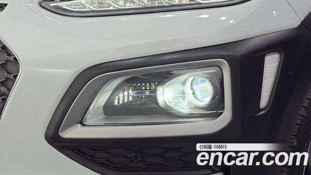 Hyundai Kona Hybrid Premium Special 2020 — фото 28