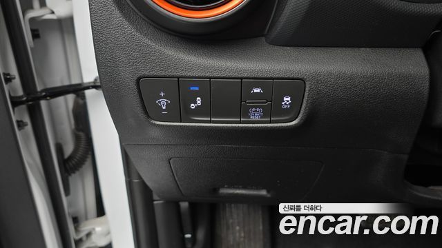 Hyundai Kona Hybrid Premium Special 2020 — фото 34