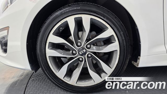 Kia K5 Luxury Trendy 2015 — фото 5