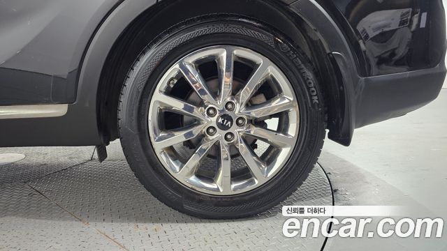 Kia Sorento Diesel 2.0 2WD Noblesse Special 2017 — фото 27
