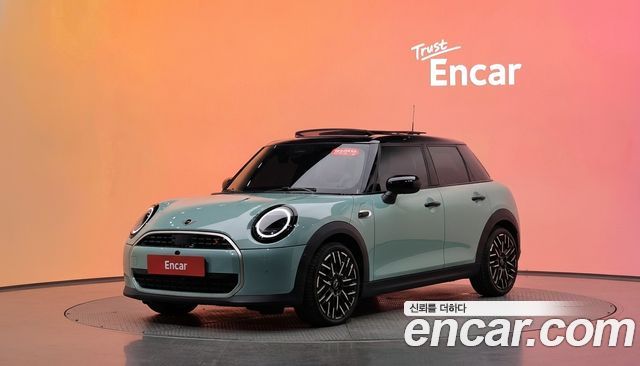 MINI Cooper S (IV) 5 Door Favoured