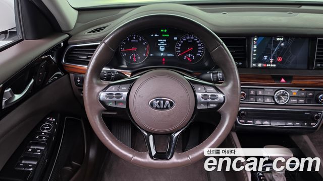 Kia K7 2.4 GDI Limited 2017 — фото 12
