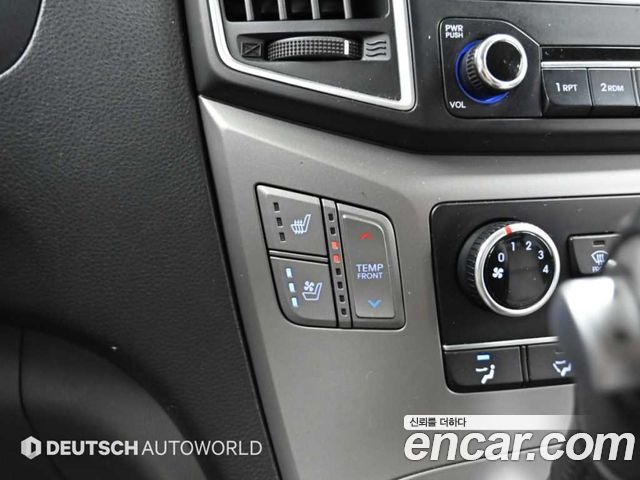 Hyundai Grand Starex Wagon 12-Seater Modern 2020 — фото 21