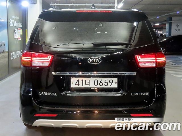 Kia Carnival Gasoline 7-seater Limousine President 2017 — фото 5