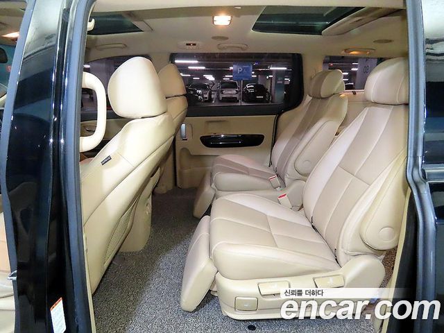 Kia Carnival Gasoline 7-seater Limousine President 2017 — фото 7