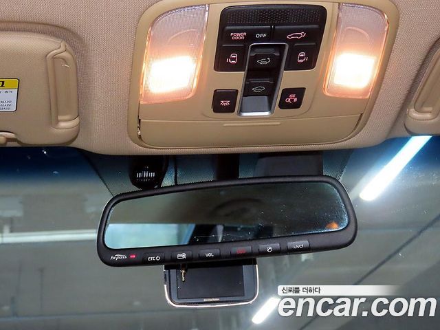Kia Carnival Gasoline 7-seater Limousine President 2017 — фото 18