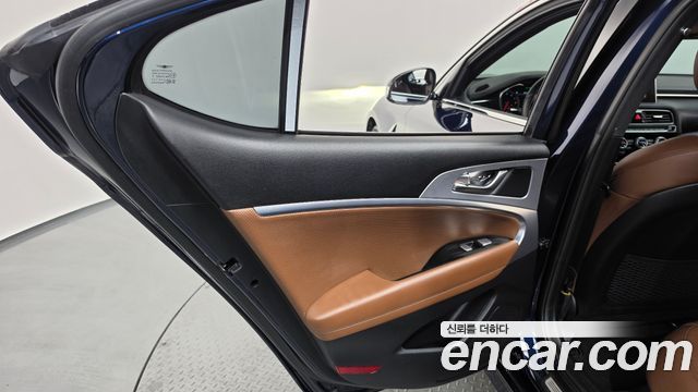 Genesis G70 2.0T Supreme 2018 — фото 25