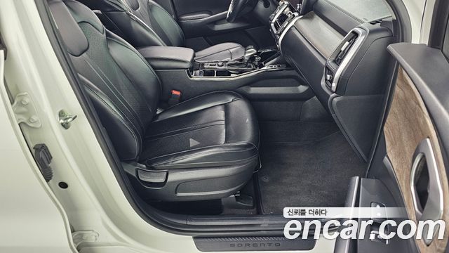 Kia Sorento (IV) Gasoline 2.5T 2WD Trendy 2023 — фото 12