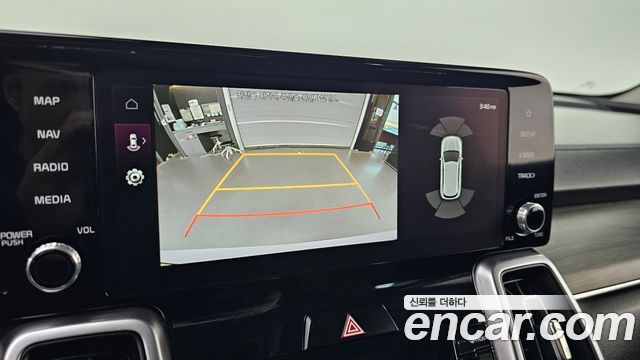 Kia Sorento (IV) Gasoline 2.5T 2WD Trendy 2023 — фото 14