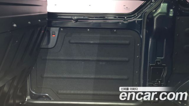 Hyundai Grand Starex Van 3-Seater Smart 2020 — фото 31