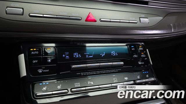 Hyundai Grandeur (IG) 2.5 Exclusice 2021 — фото 17