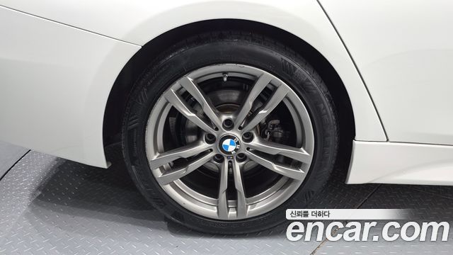 BMW 3 Series (F30) 320d M Sport Shadow 2018 — фото 5