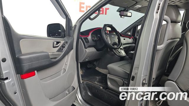 Hyundai Grand Starex Camping Car 2014 — фото 10