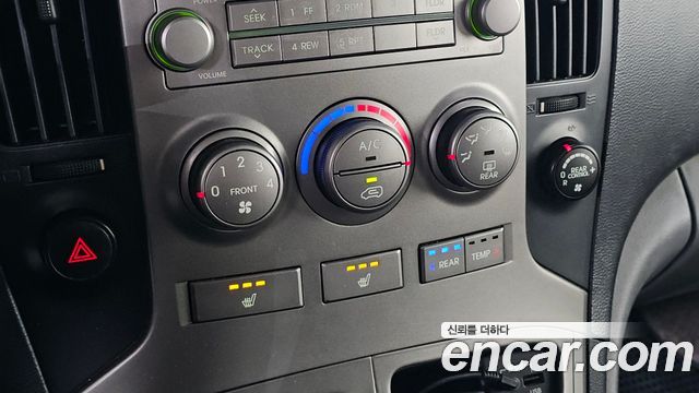 Hyundai Grand Starex Camping Car 2014 — фото 18